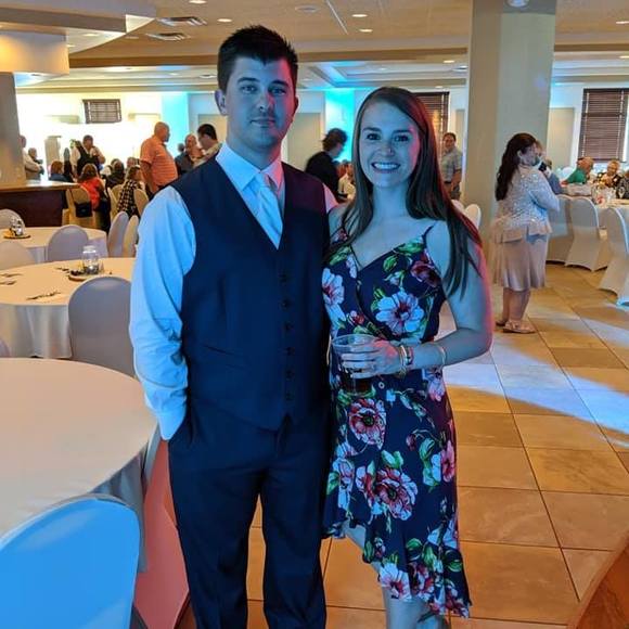 Meet your Posher, Leah - Picture 1 of 1